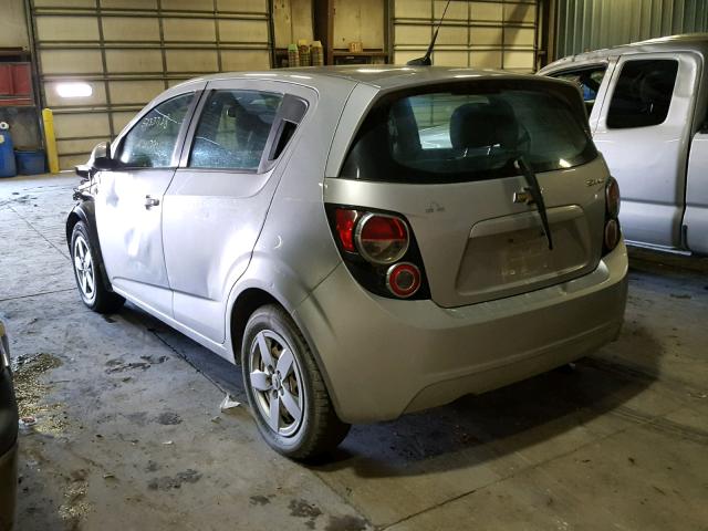 1G1JA6SH2D4139951 - 2013 CHEVROLET SONIC LS 银色 照片 3
