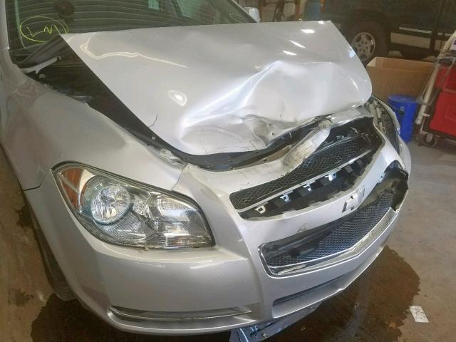 1G1ZC5E17BF251457 - 2011 CHEVROLET MALIBU 1LT 银色 照片 9