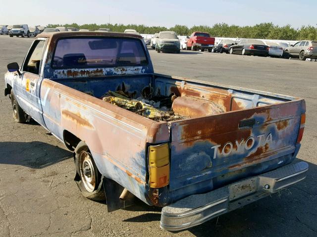 JT4RN55D4E5016522 - 1984 TOYOTA PICKUP 1/2 BLUE photo 3