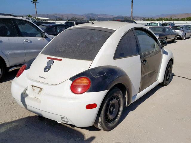 3VWDD21C92M410383 - 2002 VOLKSWAGEN NEW BEETLE 白色 照片 4