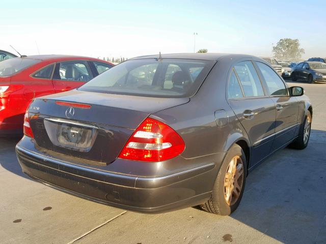 WDBUF65J33A227846 - 2003 MERCEDES-BENZ E 320 BLACK photo 4