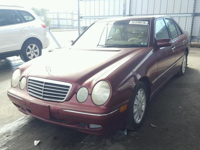 WDBJF65J81B244233 - 2001 MERCEDES-BENZ E 320 BURGUNDY photo 2