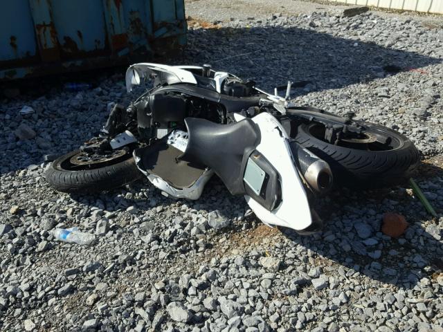 JYARN13E15A013293 - 2005 YAMAHA YZFR1 WHITE photo 3