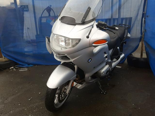 WB10499A74ZE94878 - 2004 BMW R1150 RT SILVER photo 2