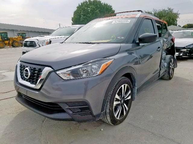 3N1CP5CU7JL514200 - 2018 NISSAN KICKS S GRAY photo 2