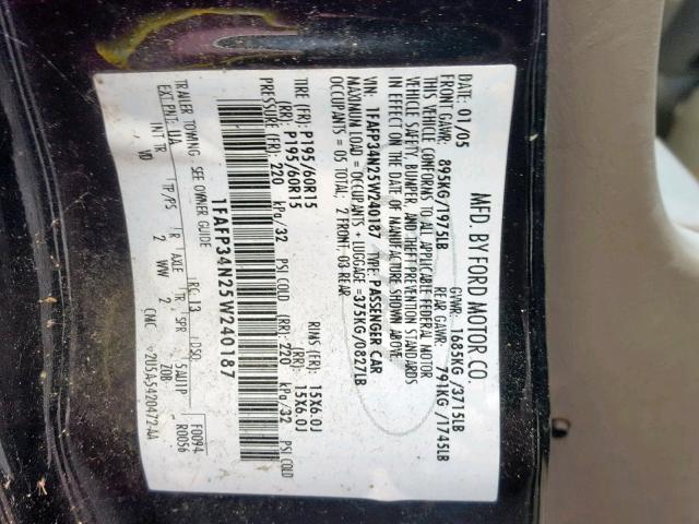 1FAFP34N25W240187 - 2005 FORD FOCUS ZX4 BLACK photo 10