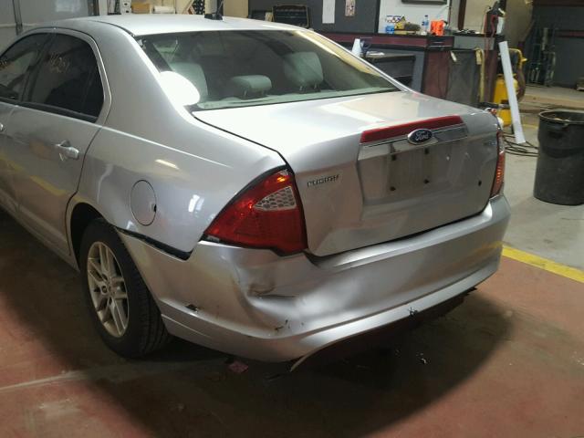 3FAHP0GA4CR249229 - 2012 FORD FUSION S SILVER photo 9