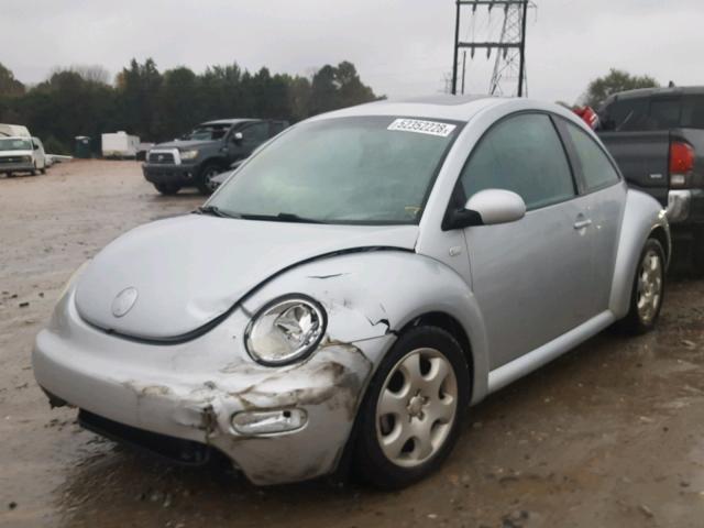 3VWCB21C22M444439 - 2002 VOLKSWAGEN NEW BEETLE SILVER photo 2