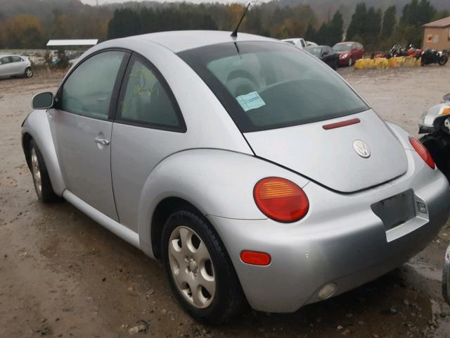 3VWCB21C22M444439 - 2002 VOLKSWAGEN NEW BEETLE SILVER photo 3