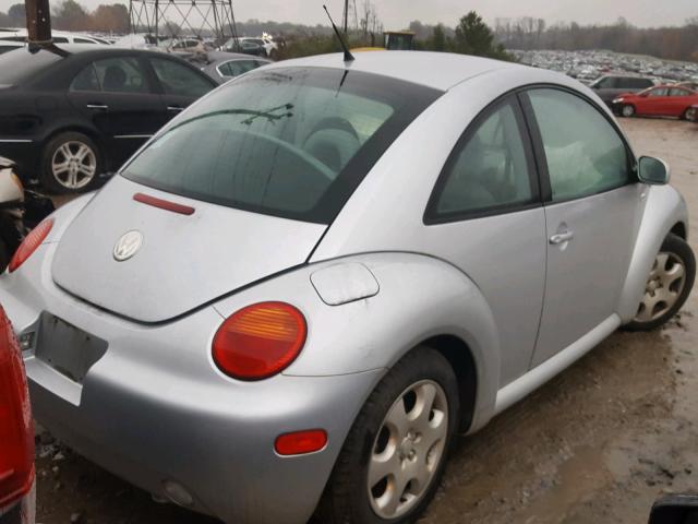 3VWCB21C22M444439 - 2002 VOLKSWAGEN NEW BEETLE SILVER photo 4