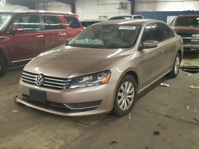 1VWAS7A35FC068752 - 2015 VOLKSWAGEN PASSAT S TAN photo 2