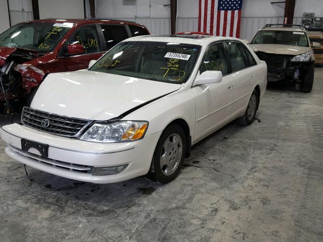 4T1BF28BX3U323747 - 2003 TOYOTA AVALON XL WHITE photo 2