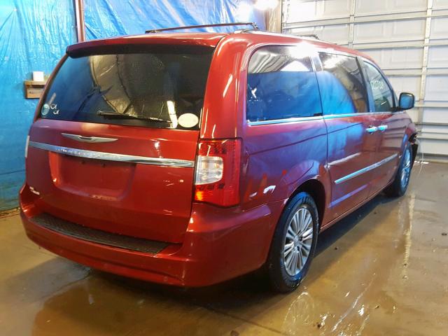 2C4RC1CG1DR623121 - 2013 CHRYSLER TOWN & COU RED photo 4