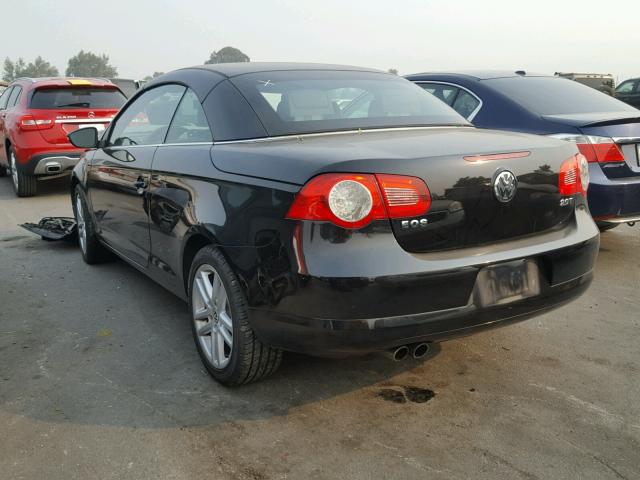 WVWFA71F09V016122 - 2009 VOLKSWAGEN EOS LUX 黑色 照片 3