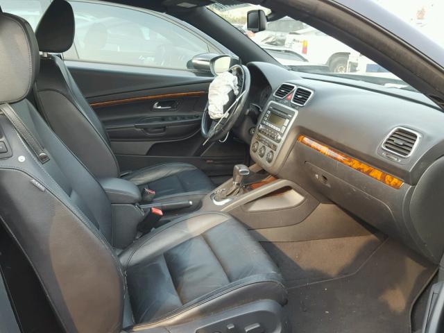 WVWFA71F09V016122 - 2009 VOLKSWAGEN EOS LUX 黑色 照片 5