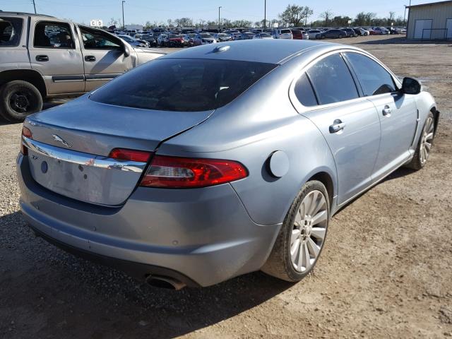 SAJWA06B29HR00818 - 2009 JAGUAR XF PREMIUM BLUE photo 4