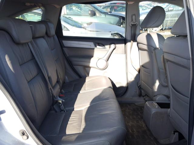 5J6RE48748L050812 - 2008 HONDA CR-V EXL SILVER photo 6