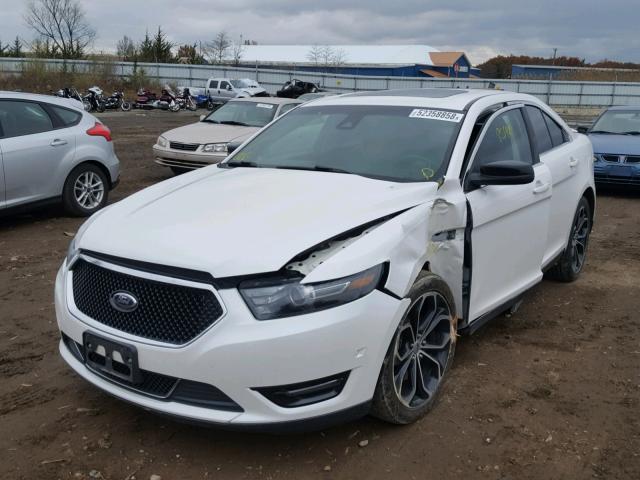 1FAHP2KT4DG154053 - 2013 FORD TAURUS SHO WHITE photo 2