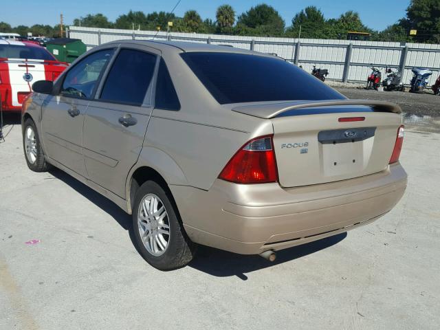 1FAFP34N77W190535 - 2007 FORD FOCUS ZX4 BEIGE photo 3