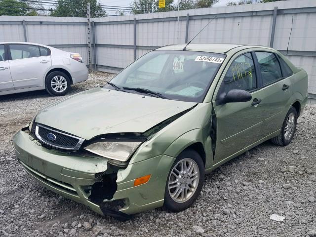 1FAFP34NX7W136257 - 2007 FORD FOCUS ZX4 GREEN photo 2