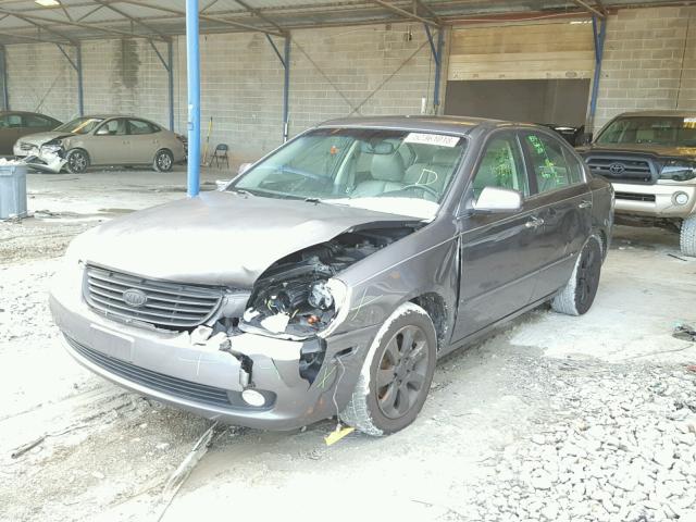 KNAGE123385262054 - 2008 KIA OPTIMA GRAY photo 2