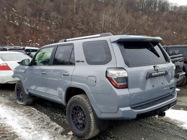 JTEBU5JR3H5458827 - 2017 TOYOTA 4RUNNER SR 灰色 照片 3