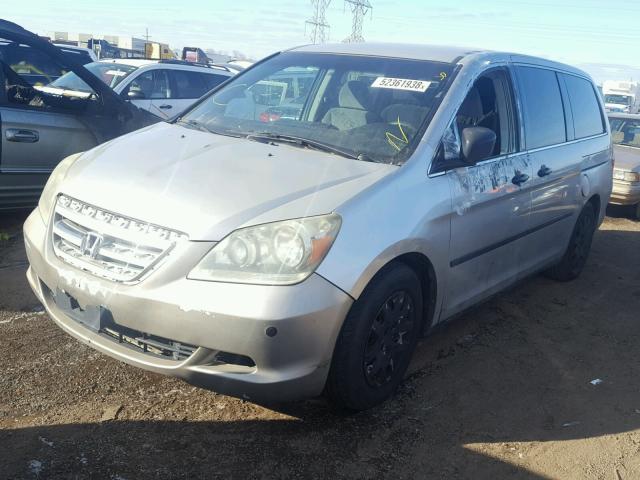 5FNRL38296B014723 - 2006 HONDA ODYSSEY LX SILVER photo 2