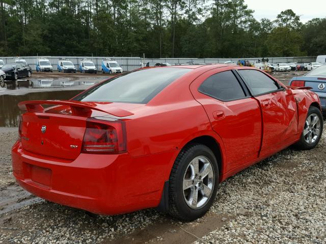 2B3KA33G08H281919 - 2008 DODGE CHARGER SX RED photo 4