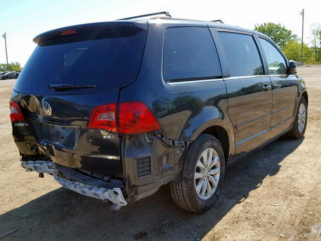 2C4RVABG4CR276779 - 2012 VOLKSWAGEN ROUTAN SE BLACK photo 4