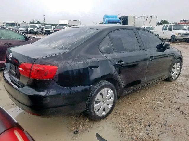 3VW1K7AJ9CM323038 - 2012 VOLKSWAGEN JETTA BASE BLACK photo 4