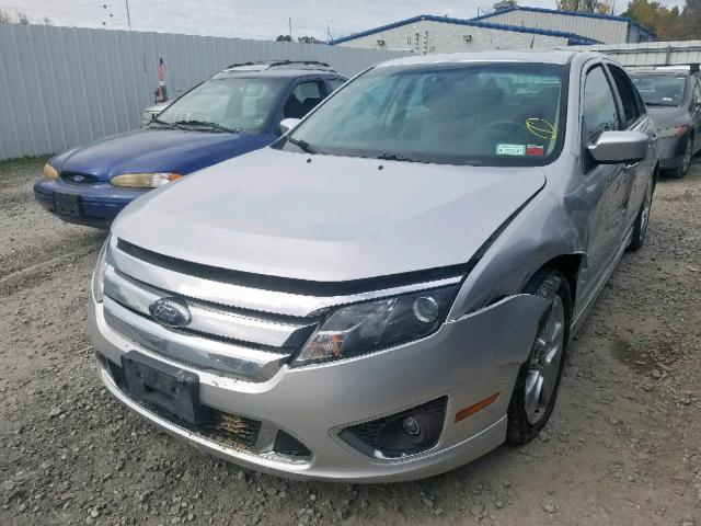 3FAHP0KC8AR197903 - 2010 FORD FUSION SPO SILVER photo 2