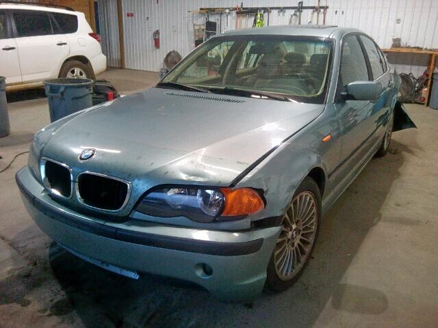 WBAEV53423KM28192 - 2003 BMW 330 I BLUE photo 2