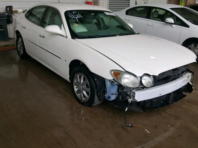 2G4WD582681379079 - 2008 BUICK LACROSSE C WHITE photo 1