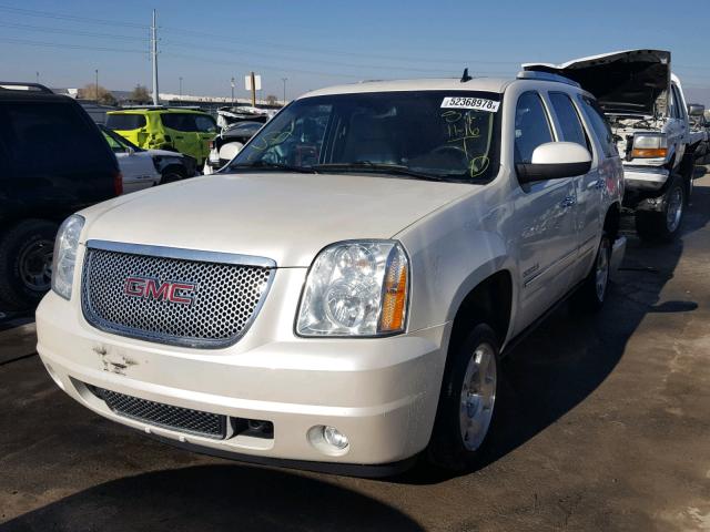 1GKS2EEF4CR137377 - 2012 GMC YUKON DENA CREAM photo 2