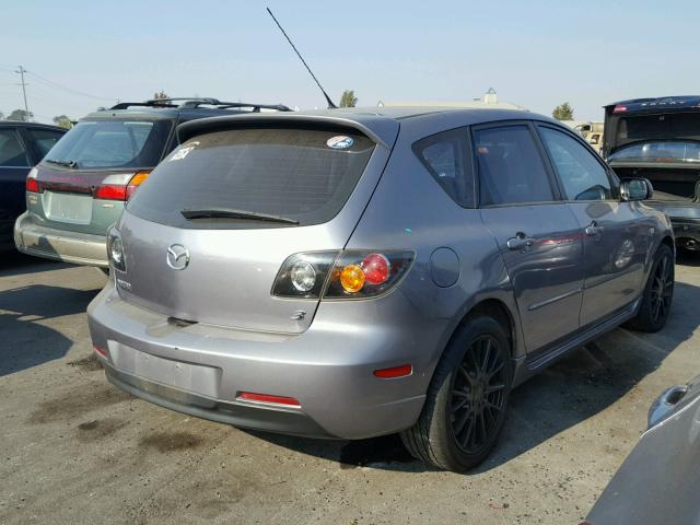 JM1BK343141186558 - 2004 MAZDA 3 HATCHBAC GRAY photo 4