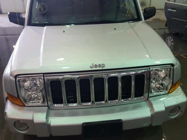 1J4RG4GK4AC137132 - 2010 JEEP COMMANDER SILVER photo 10
