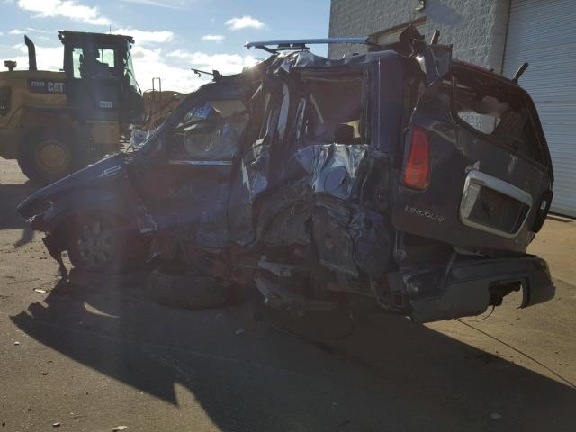 5LMFU28R64LJ19228 - 2004 LINCOLN NAVIGATOR შავი ფოტო 3