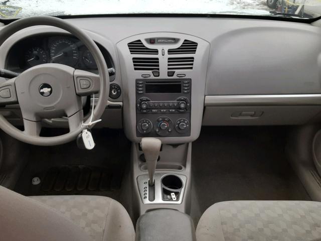 1G1ZT52895F121007 - 2005 CHEVROLET MALIBU LS 银色 照片 9