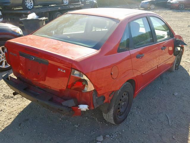 1FAFP34N46W129965 - 2006 FORD FOCUS ZX4 RED photo 4