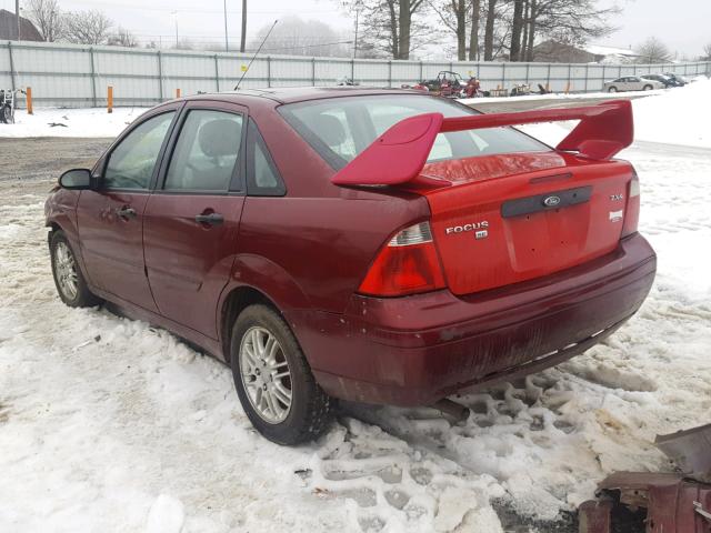 1FAHP34N36W149116 - 2006 FORD FOCUS ZX4 MAROON photo 3