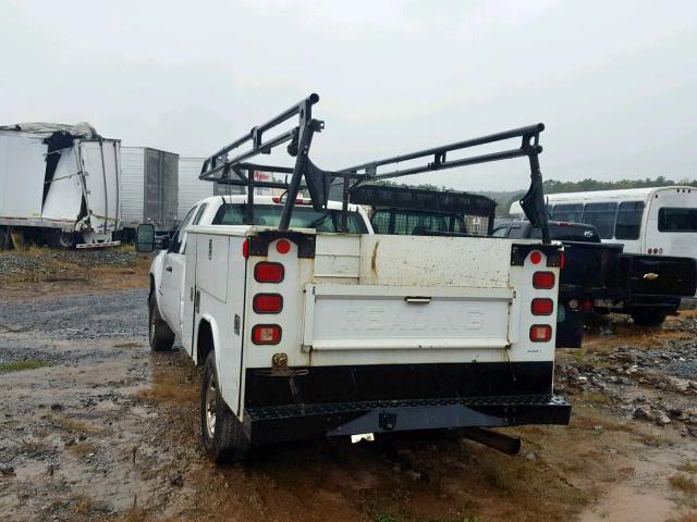 1GDHC29628E154409 - 2008 GMC SIERRA C25 WHITE photo 3