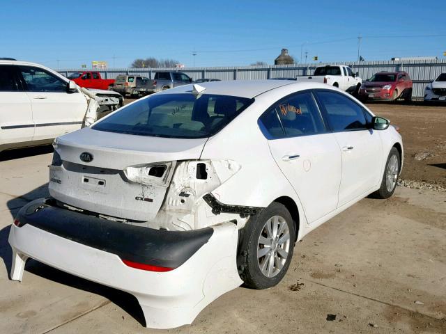 KNAFX4A83E5104961 - 2014 KIA FORTE EX WHITE photo 4