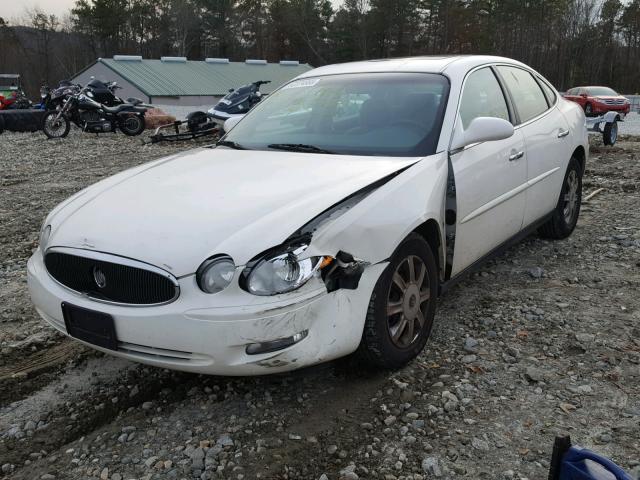 2G4WC582371174272 - 2007 BUICK LACROSSE C WHITE photo 2