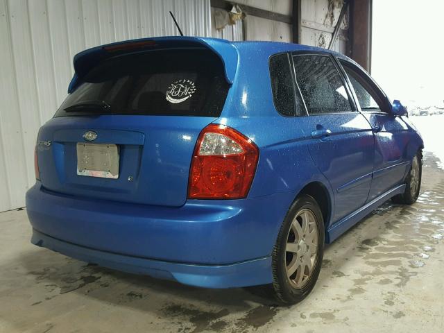 KNAFE161865310164 - 2006 KIA SPECTRA5 BLUE photo 4