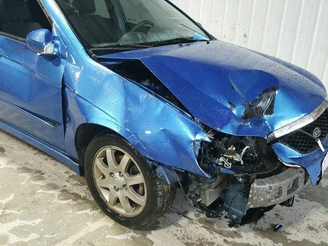 KNAFE161865310164 - 2006 KIA SPECTRA5 BLUE photo 9