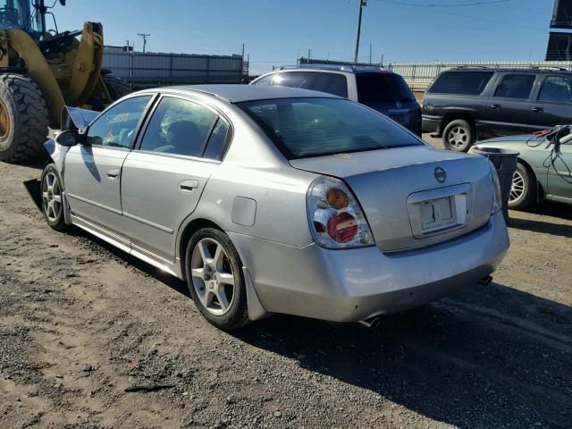 1N4BL11D23C136629 - 2003 NISSAN ALTIMA SE SILVER photo 3