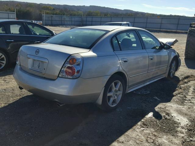 1N4BL11D23C136629 - 2003 NISSAN ALTIMA SE SILVER photo 4