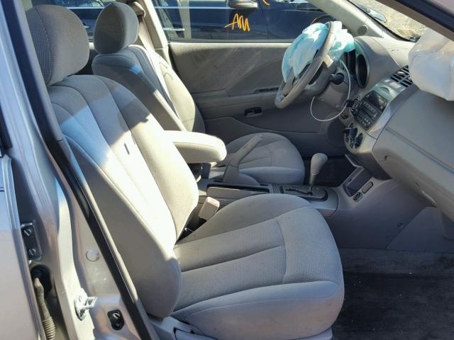 1N4BL11D23C136629 - 2003 NISSAN ALTIMA SE SILVER photo 5