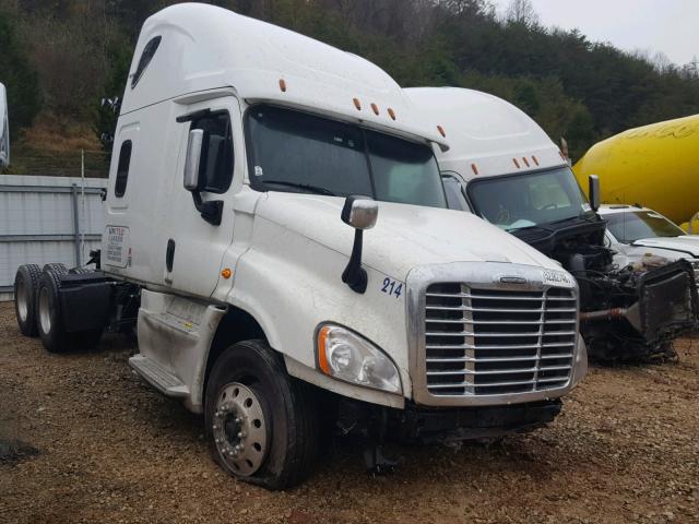 3AKJGLDR7HSHF7008 - 2017 FREIGHTLINER CASCADIA 1 WHITE photo 1