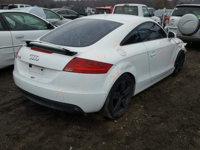 TRUAF38J691013351 - 2009 AUDI TT WHITE photo 4